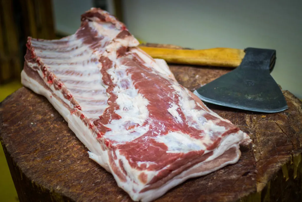 фотография продукта Продам грудинку свиную калиброванную