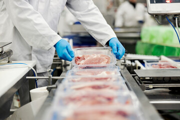Челябинский мясокомбинат Ромкор выходит на новые рынки Сибирского и Приволжского федеральных округов